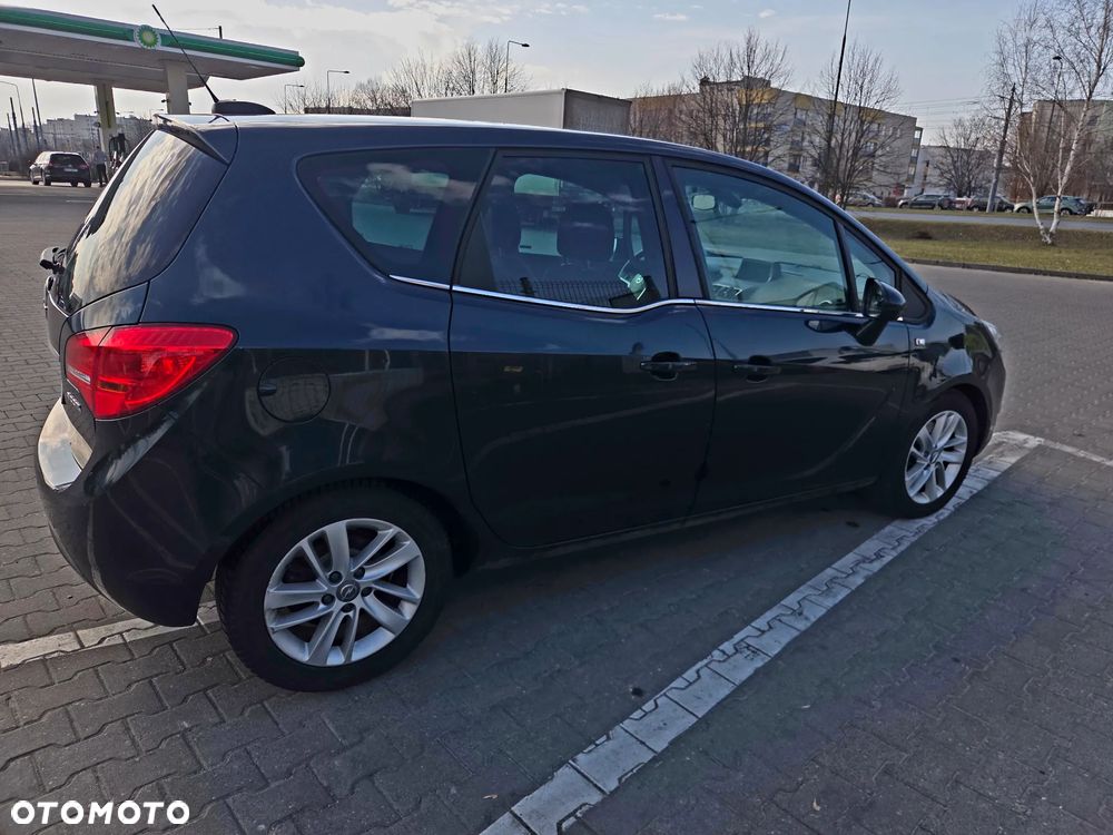 Opel Meriva 1.6 CDTI Cosmo S&S - 3