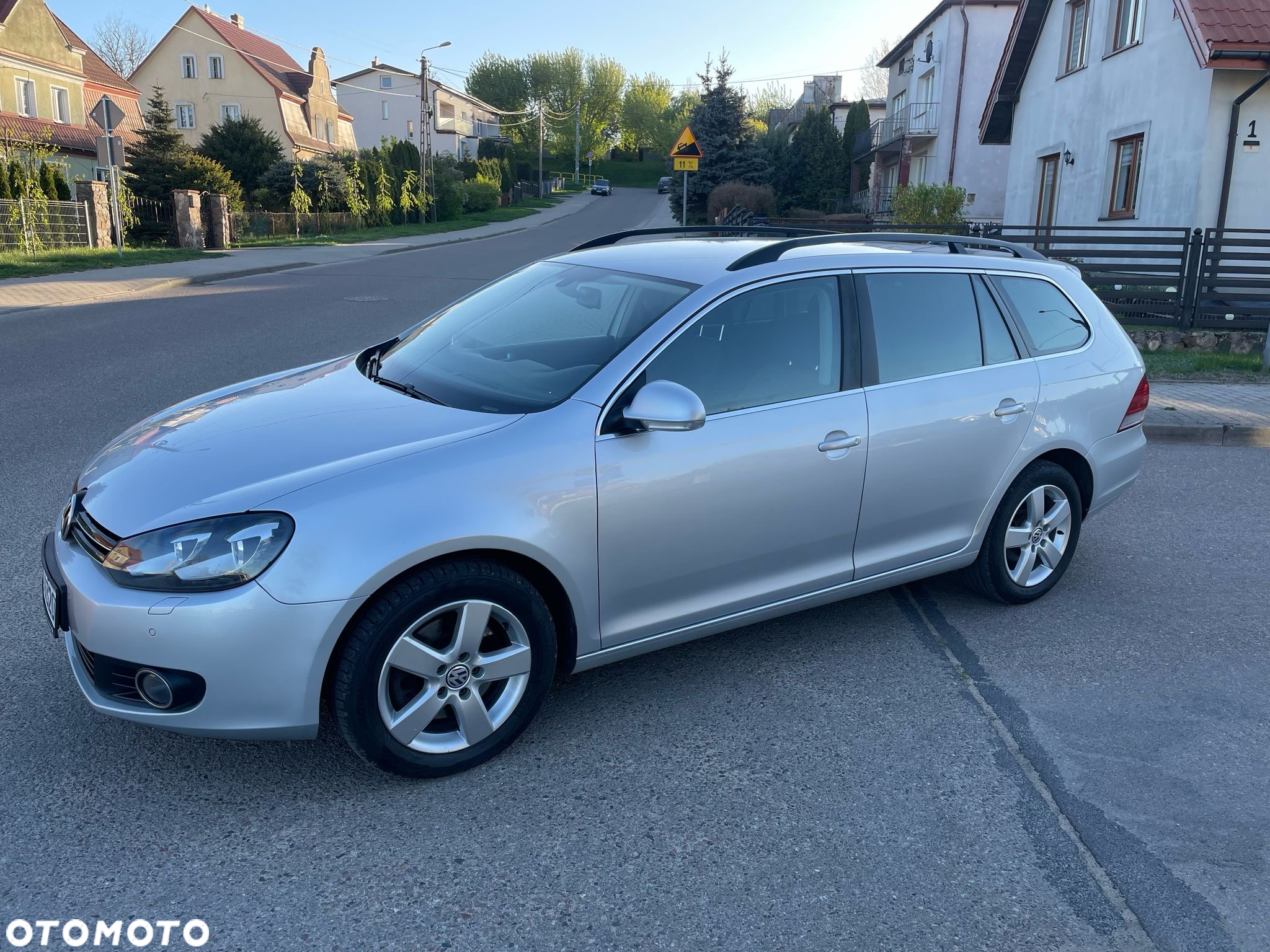 Volkswagen Golf 2.0 TDI DPF Highline - 2