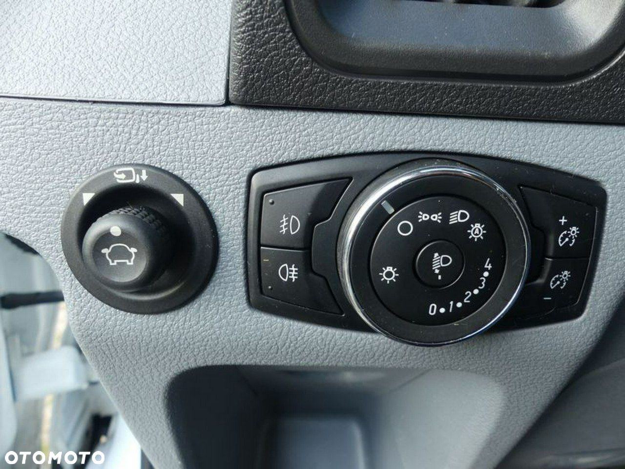 Ford Transit - 4