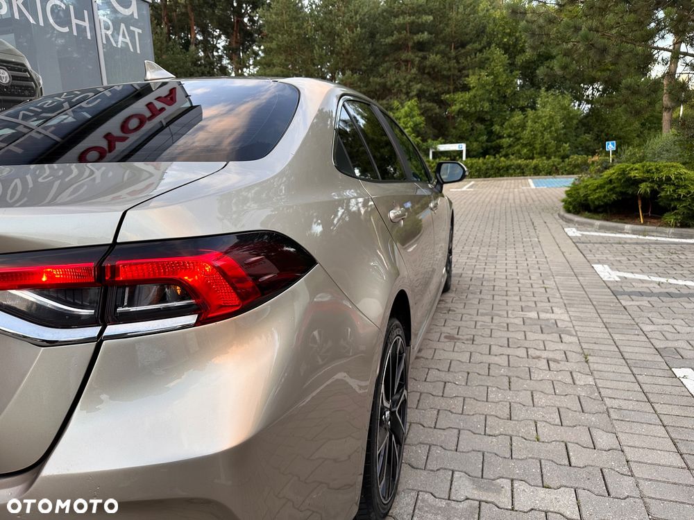 Toyota Corolla 1.8 Hybrid Comfort - 11