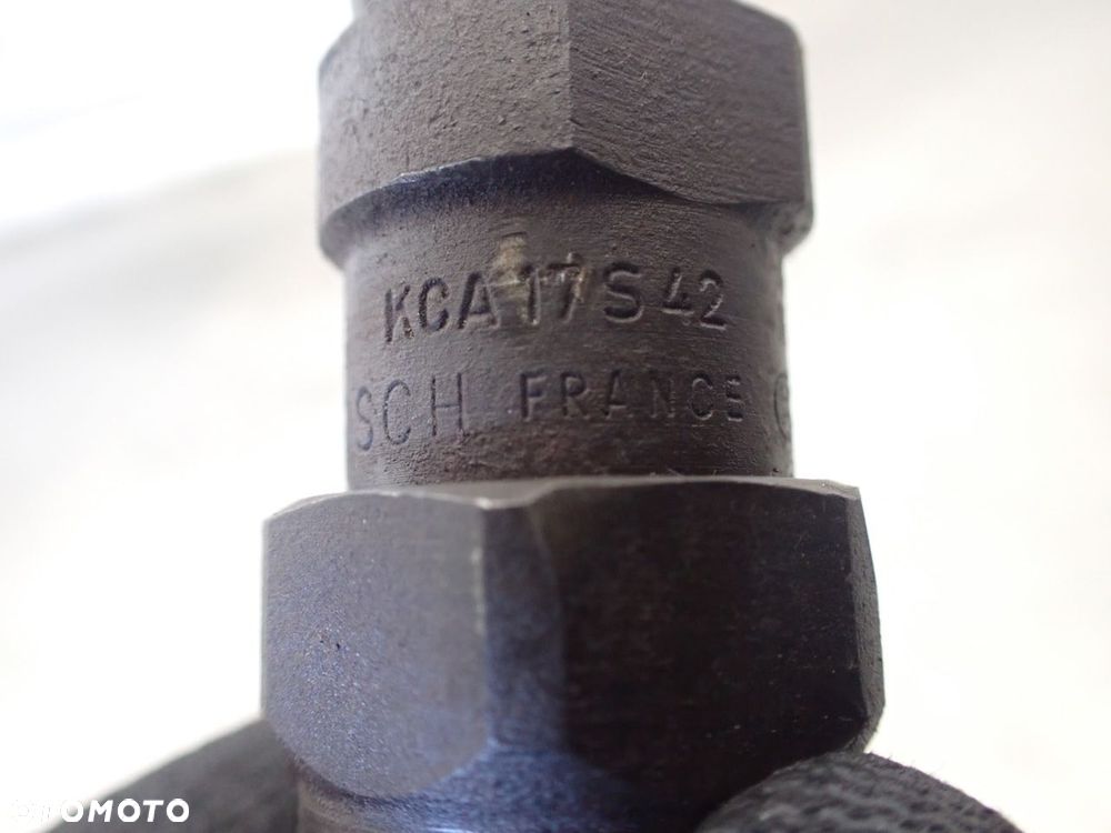 WTRYSK PEUGEOT 205 1.8 KCA17S42 - 4