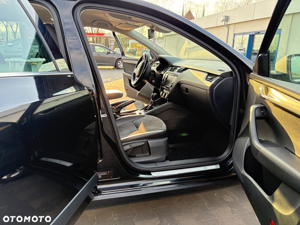 Skoda Octavia 2.0 TDI 4x4 DSG Scout - 14
