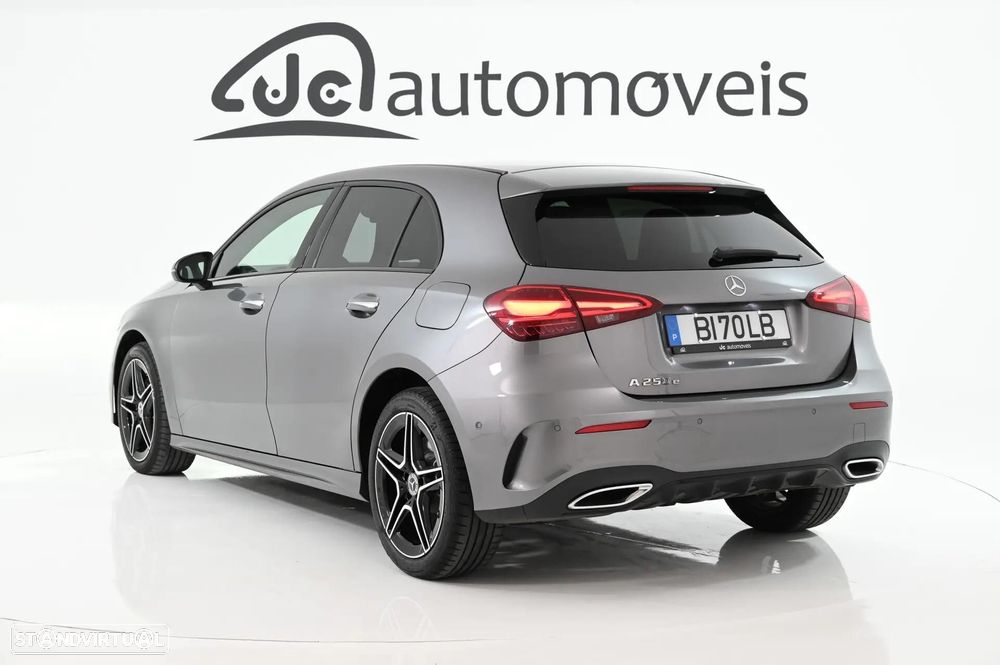Mercedes-Benz A 250 e - 3