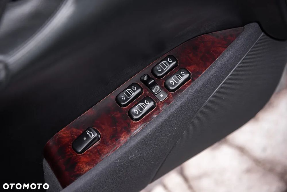 Mercedes-Benz CL 500 7G-TRONIC - 17