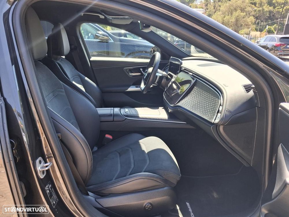 Mercedes-Benz E 300 de AMG Line - 12