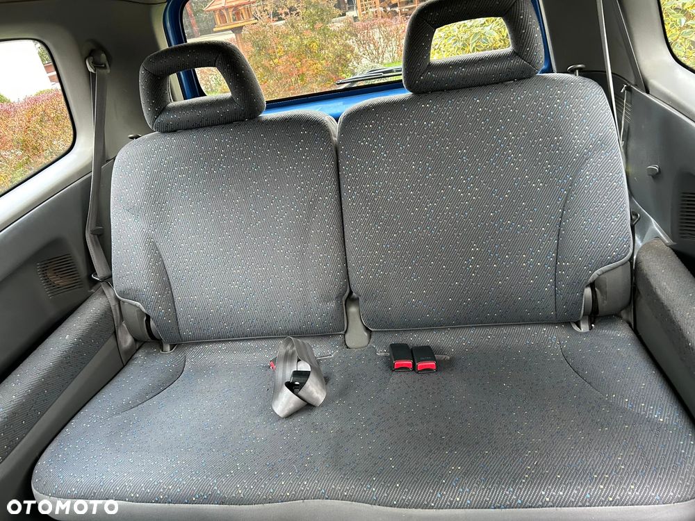 Suzuki Ignis 1.3 - 9