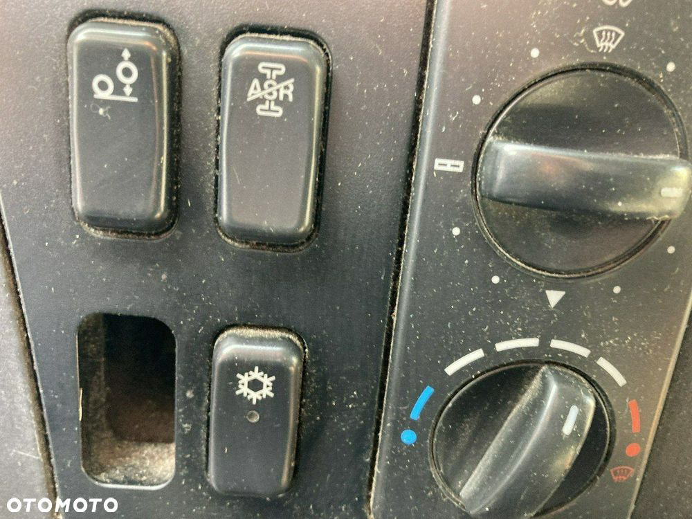 Mercedes-Benz Mercedes Axor 2543 Hakowiec bramowiec MEILLER-KIPPER Model 2009 - 9