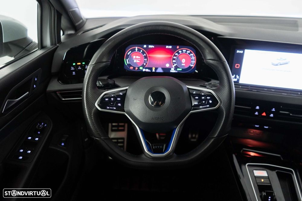 VW Golf 1.4 TSI e-Hybrid DSG - 25