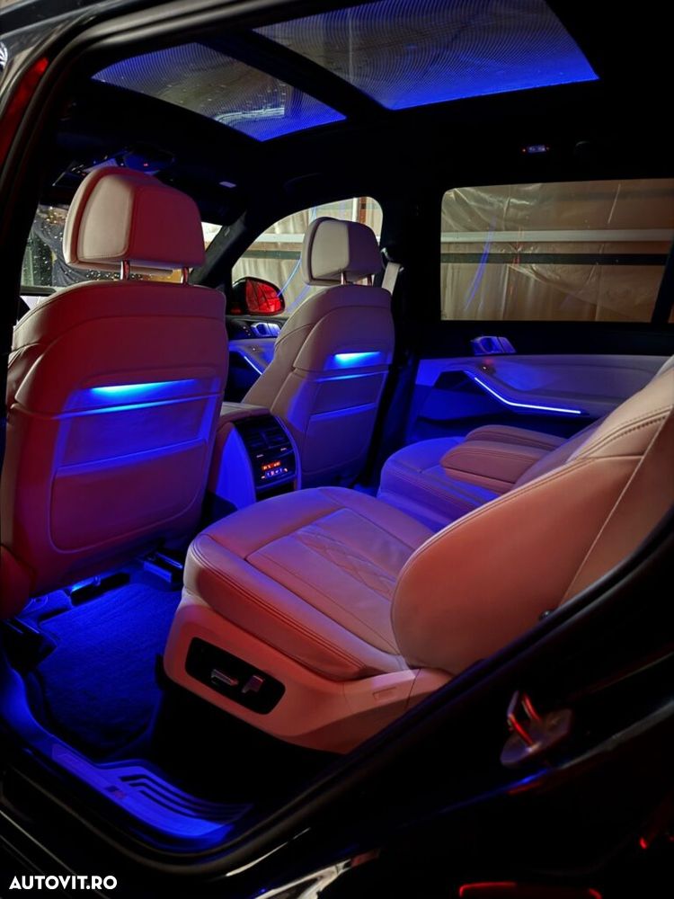 BMW X7 xDrive30d - 12