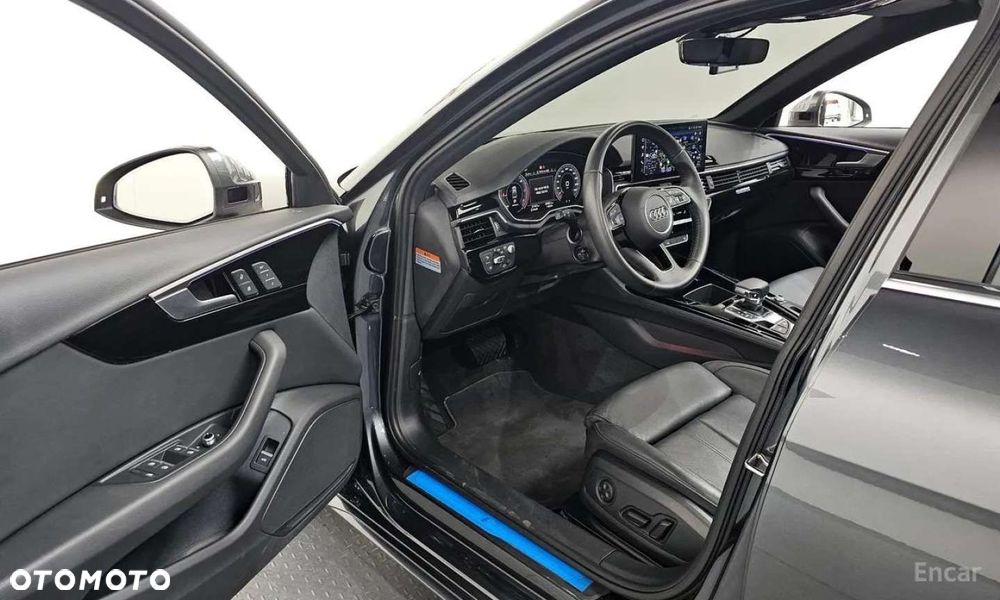 Audi A4 Limousine - 6