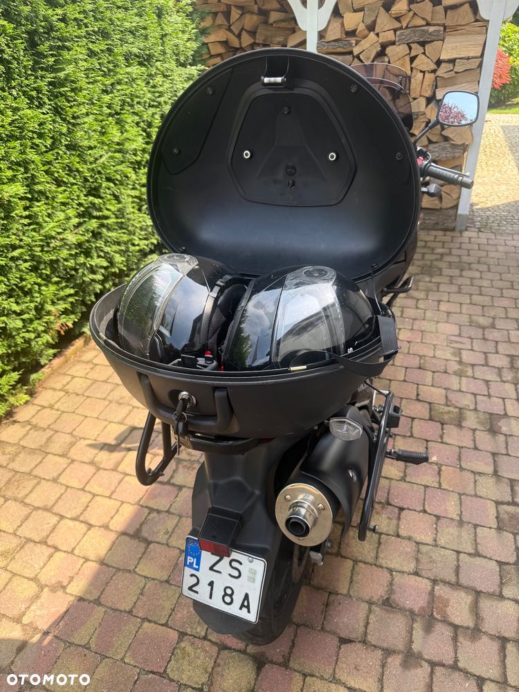 Suzuki V-STROM - 12