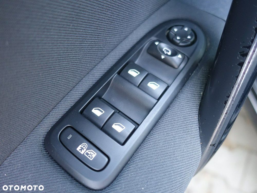 Peugeot 508 HDi FAP 115 Access - 26