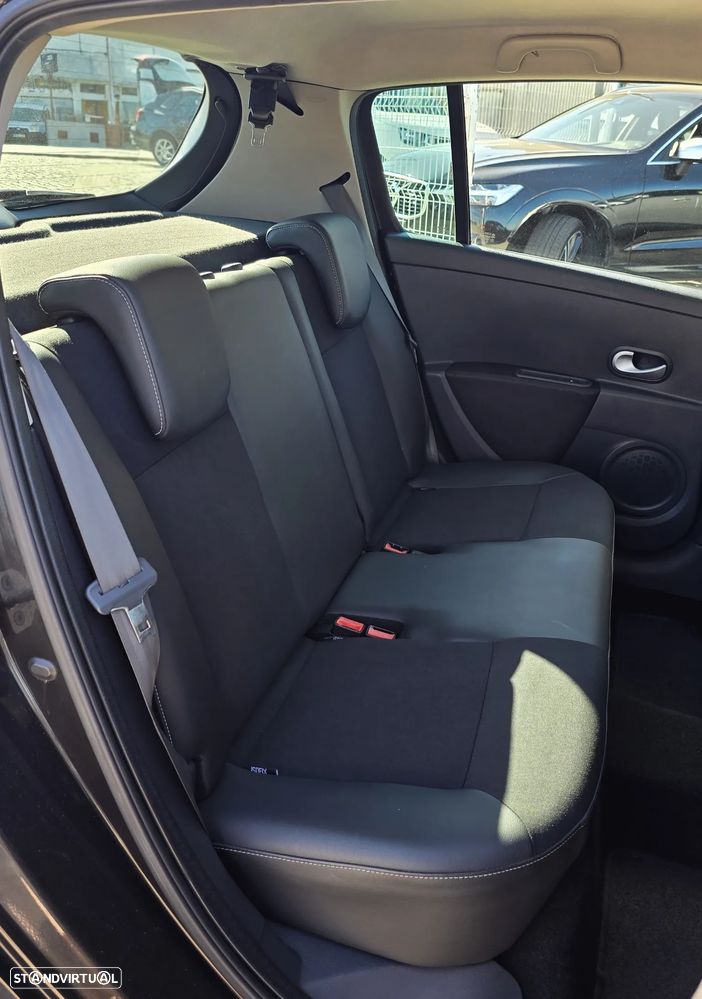 Renault Clio 1.2 16V Dynamique S - 9
