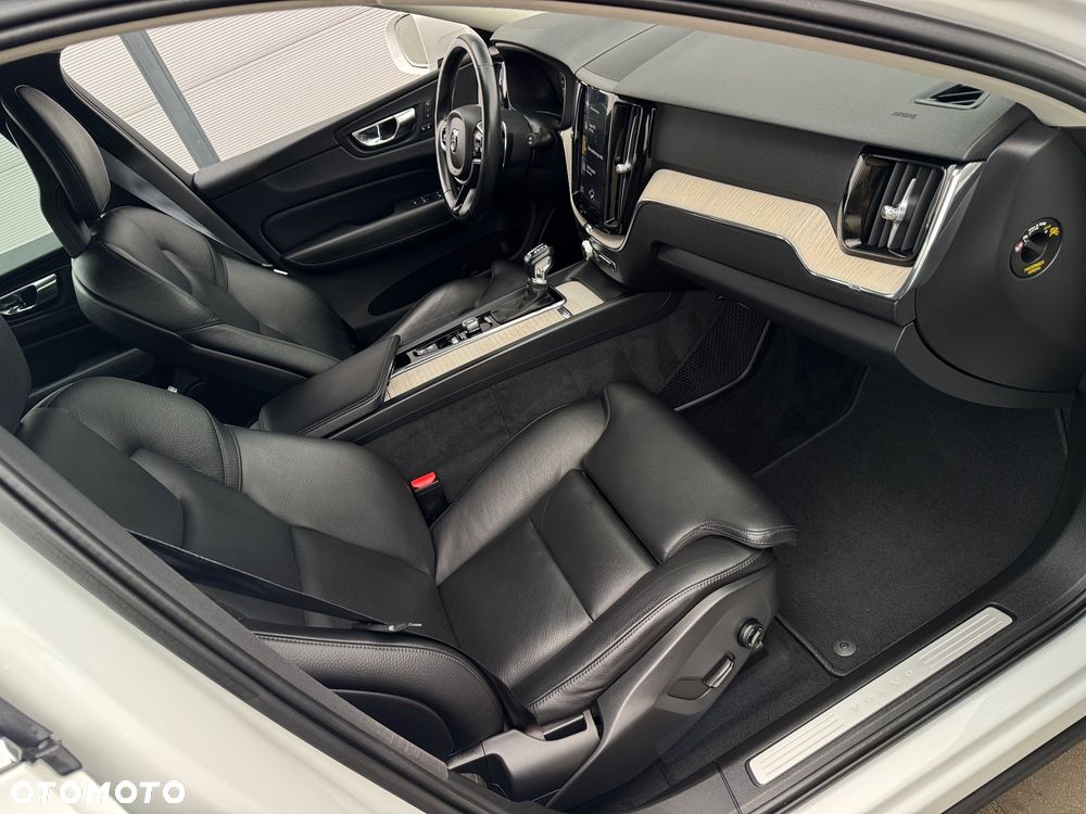 Volvo XC 60 D4 AWD Inscription - 8