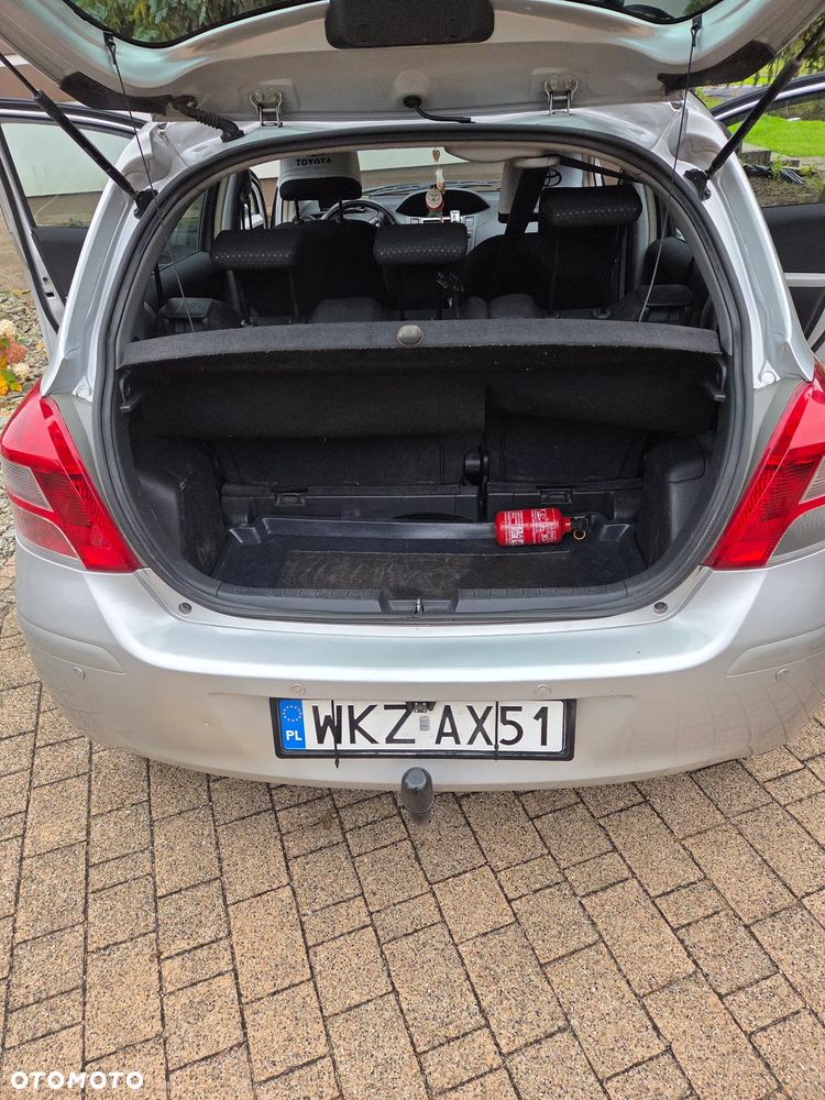 Toyota Yaris - 5
