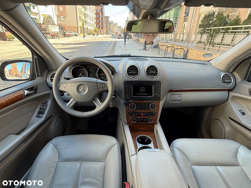 Mercedes-Benz GL 320 CDI 4Matic 7G-TRONIC - 27