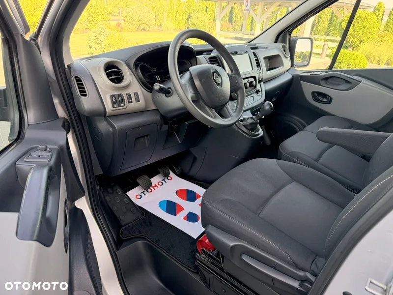 Renault TRAFIC - 8