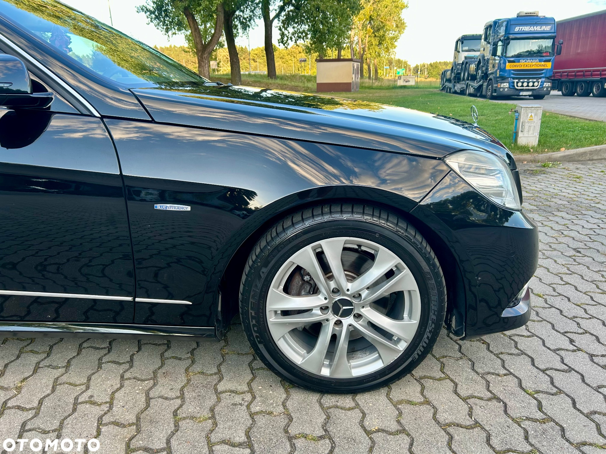 Mercedes-Benz Klasa E 350 CDI BlueEff Avantgarde - 4