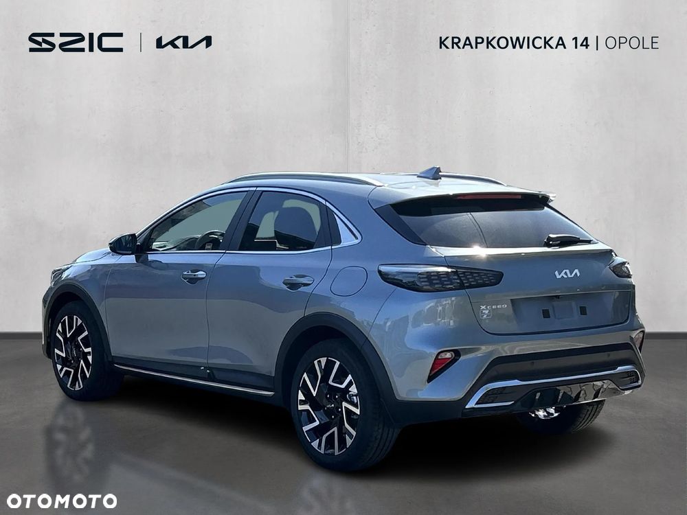 Kia XCeed 1.6 T-GDI Tribute DCT - 3