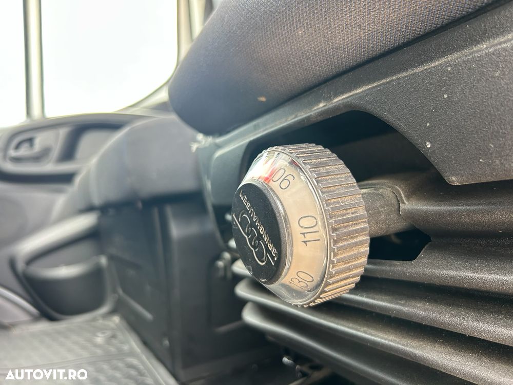 Iveco Daily 3.0 D FRIGORIFIC 8 EUROPALETI - 27