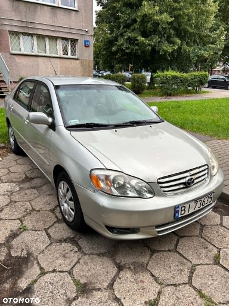 Toyota Corolla - 12