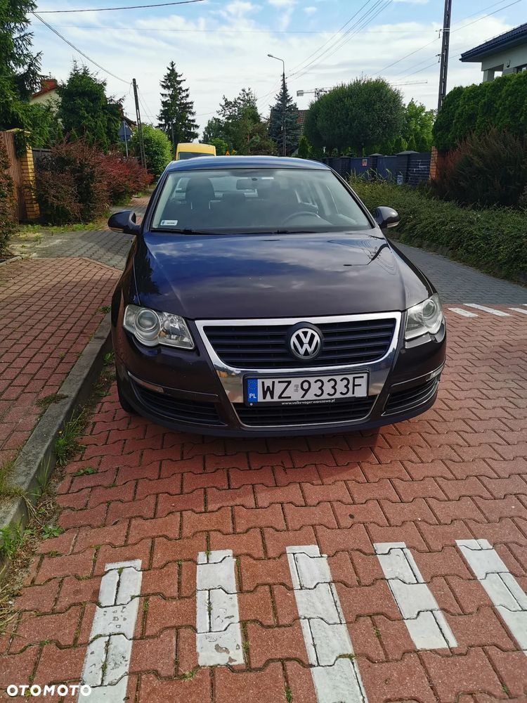 Volkswagen Passat 2.0 TDI Comfortline - 4