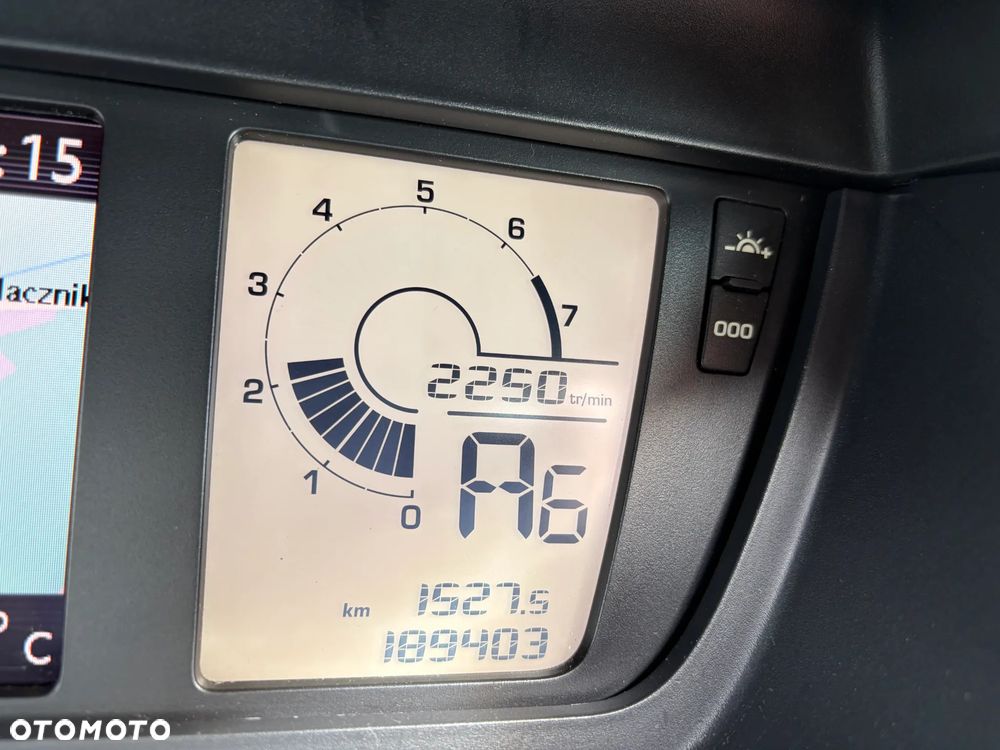 Citroën C4 Grand Picasso - 10