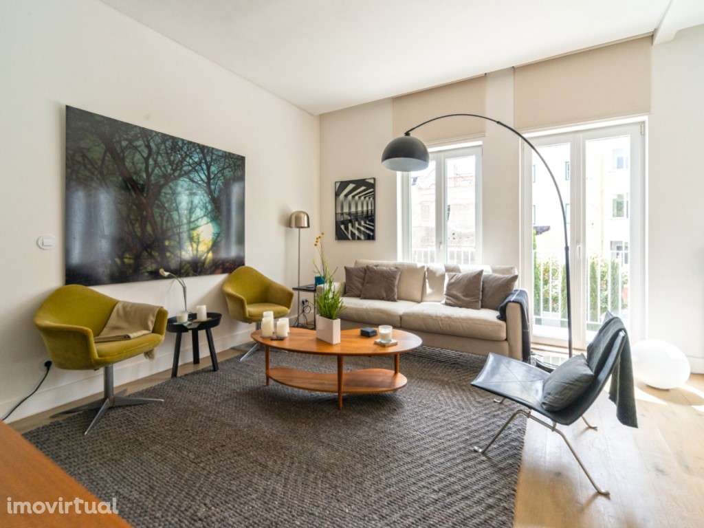 Apartamento T2 em prédio com elevador na Lapa - Grande imagem: 3/28