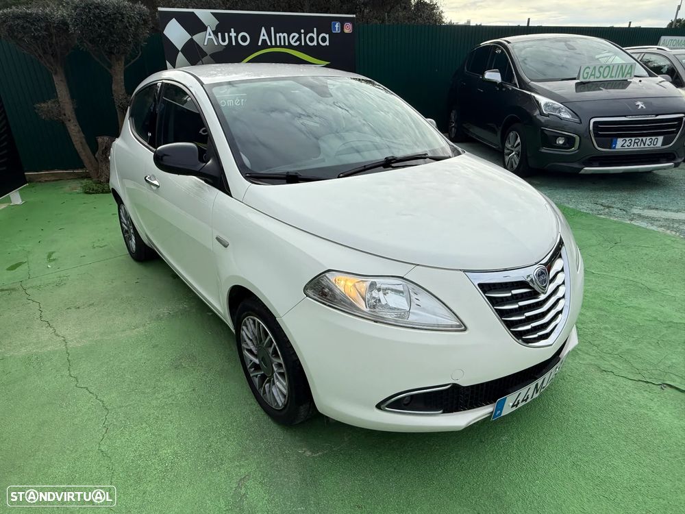 Lancia Ypsilon 1.2 S&S Platinum - 9