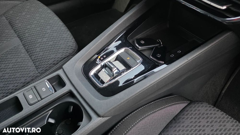 Skoda Octavia 2.0 TDI STYLE DSG - 6