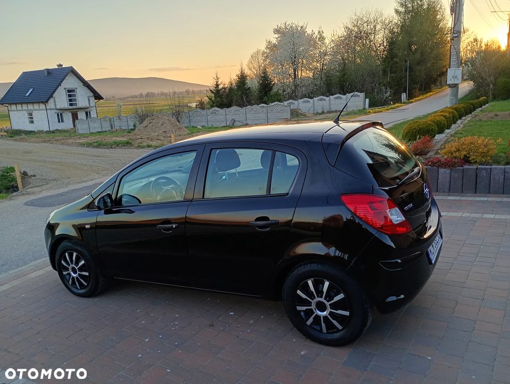 Opel Corsa 1.2 16V Enjoy - 4