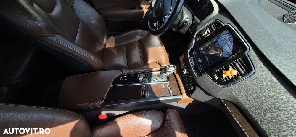 Volvo XC 90 D5 AWD Inscription - 18