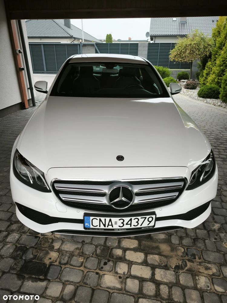 Mercedes-Benz Klasa E 200 4-Matic 9G-TRONIC - 20