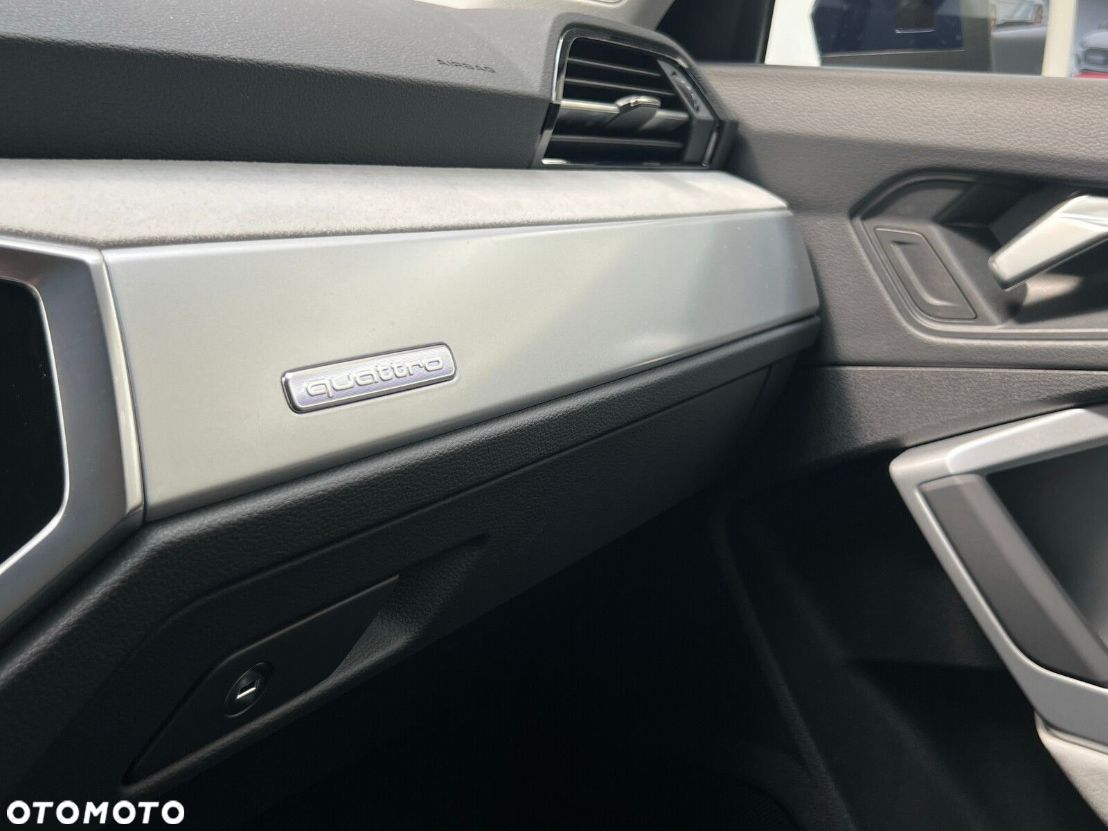 Audi Q3 - 40