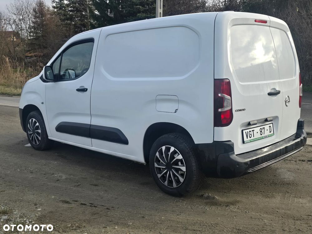 Opel COMBO - 4