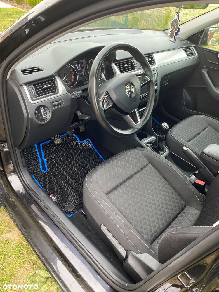 Skoda RAPID 1.6 TDI Ambition - 12