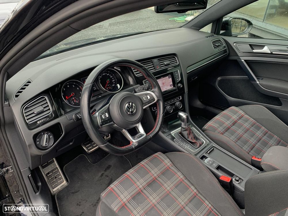 VW Golf 2.0 TSi GTi DSG Performance - 15