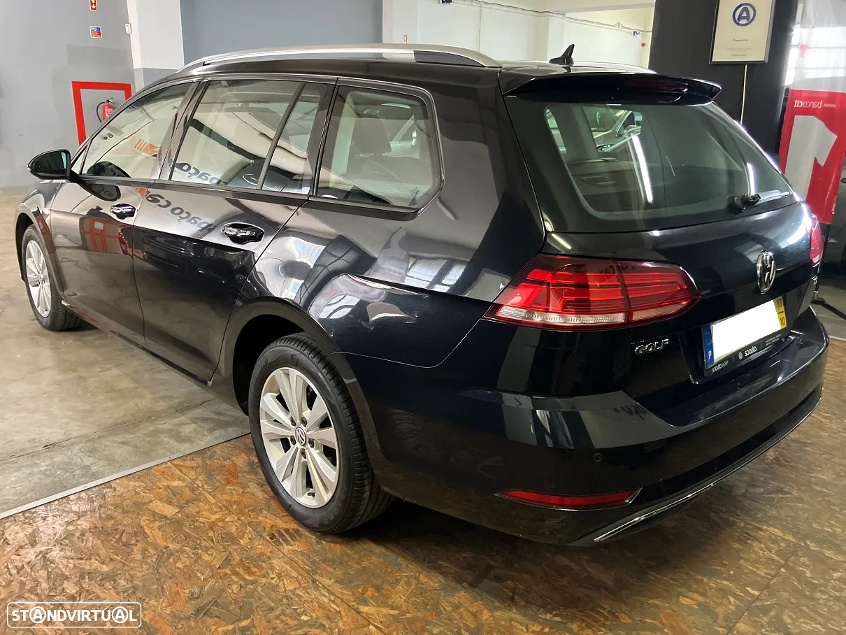 VW Golf Variant 1.6 TDi Confortline - 6