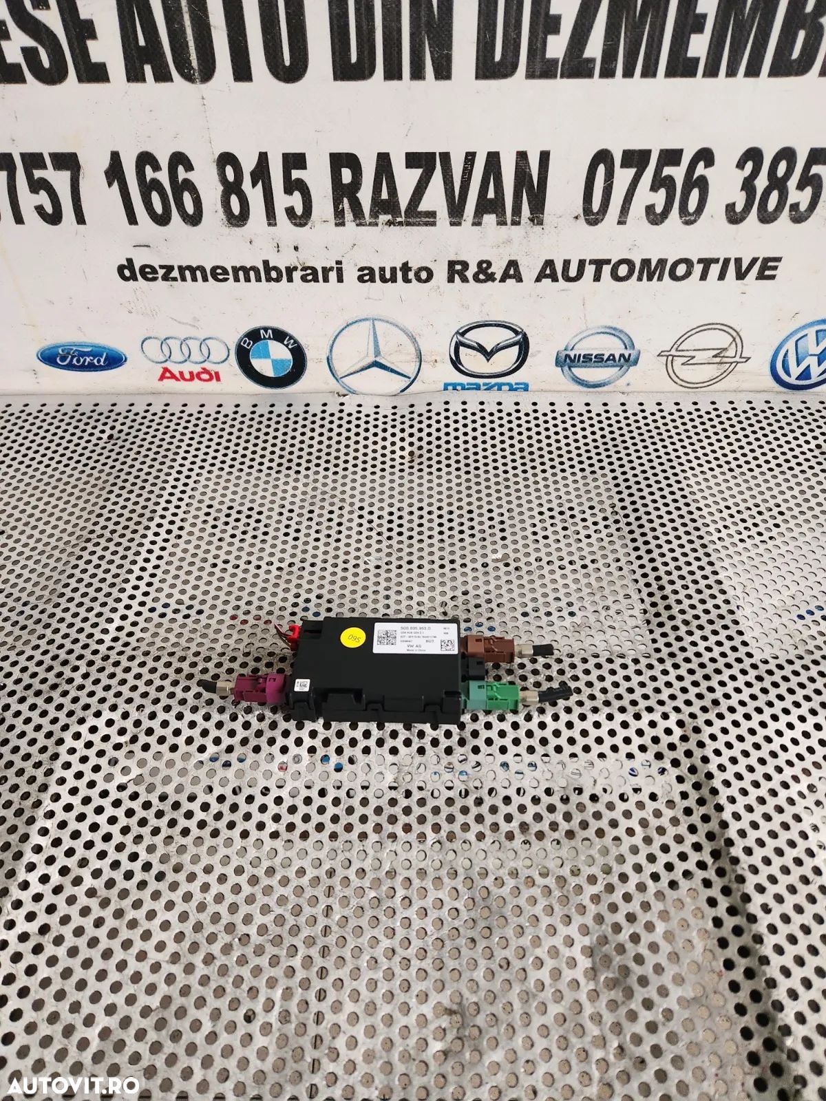Modul Control USB Vw Seat Skoda An 2018-2019-2020-2021-2022-2023 Cod 5QD Superb Octavia T-Roc T-Cro - 1