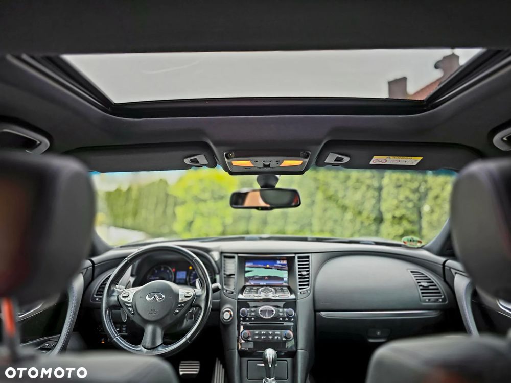 Infiniti QX70 3.0d AWD Design - 11