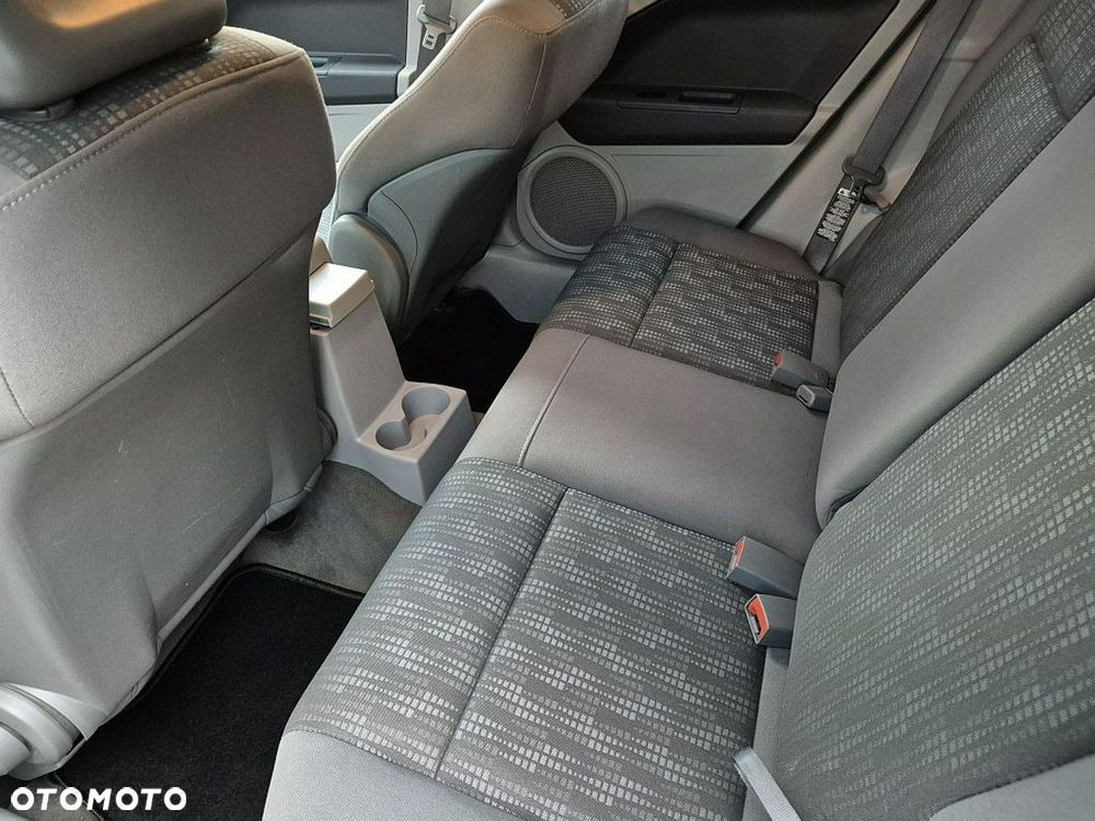 Dodge Caliber - 20