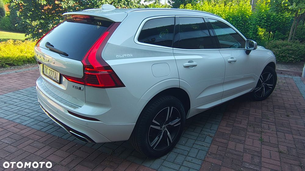 Volvo XC 60 T5 R-Design - 2