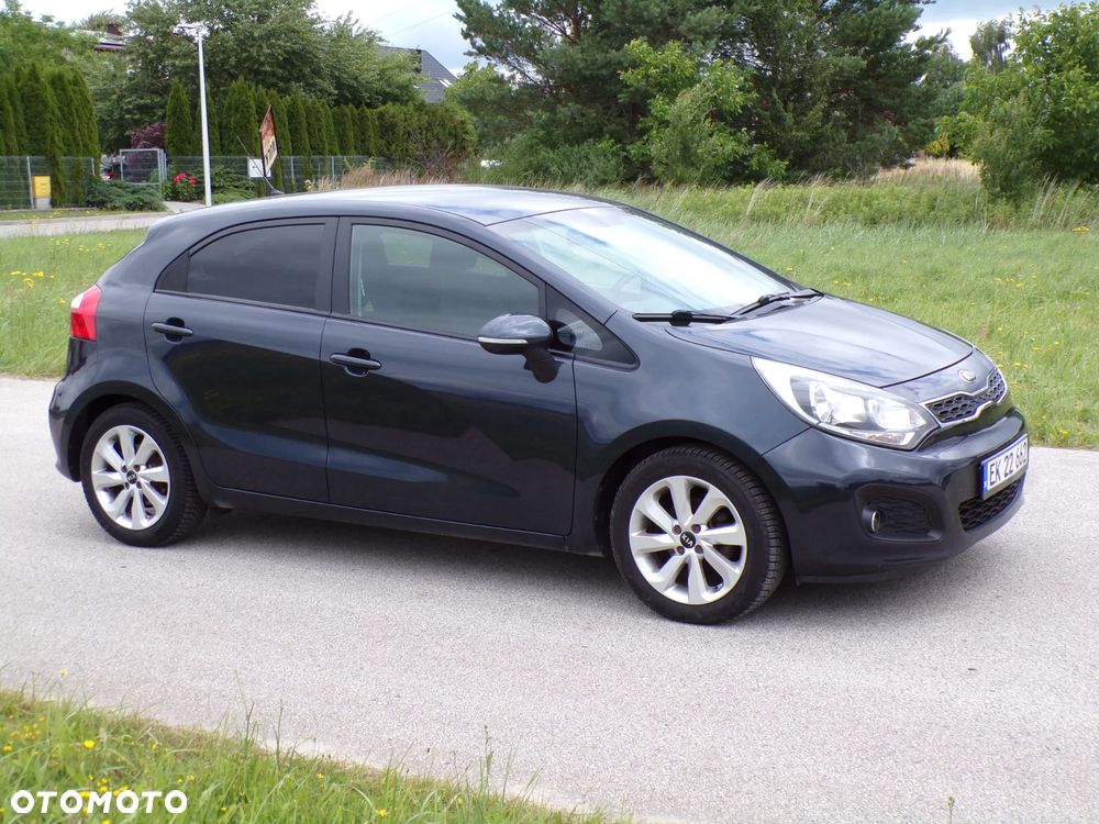 Kia Rio 1.2 Dream Team Edition - 10