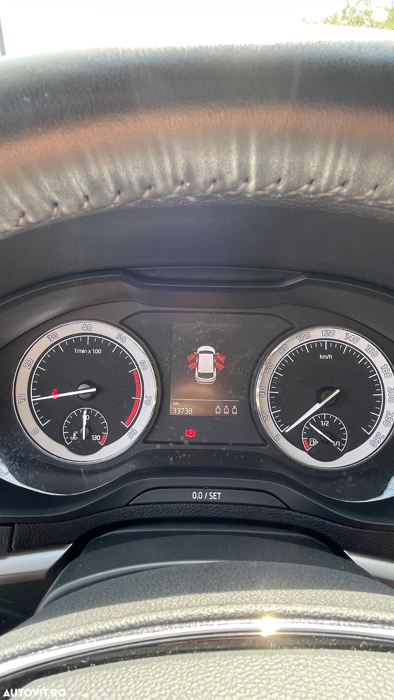 Skoda Karoq 1.5 TSI Ambition - 9