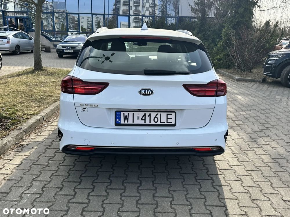 Kia Ceed - 6