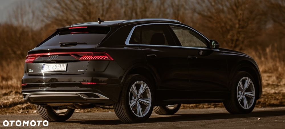 Audi Q8 55 TFSI quattro tiptronic - 2