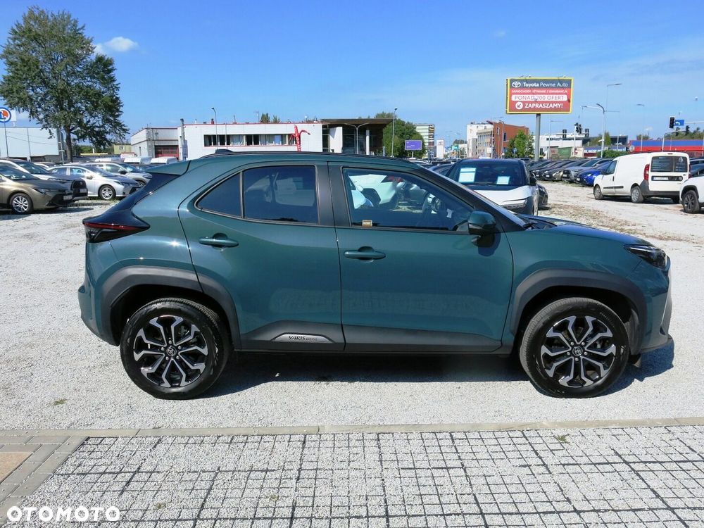 Toyota Yaris Cross Hybrid 1.5 Style - 17