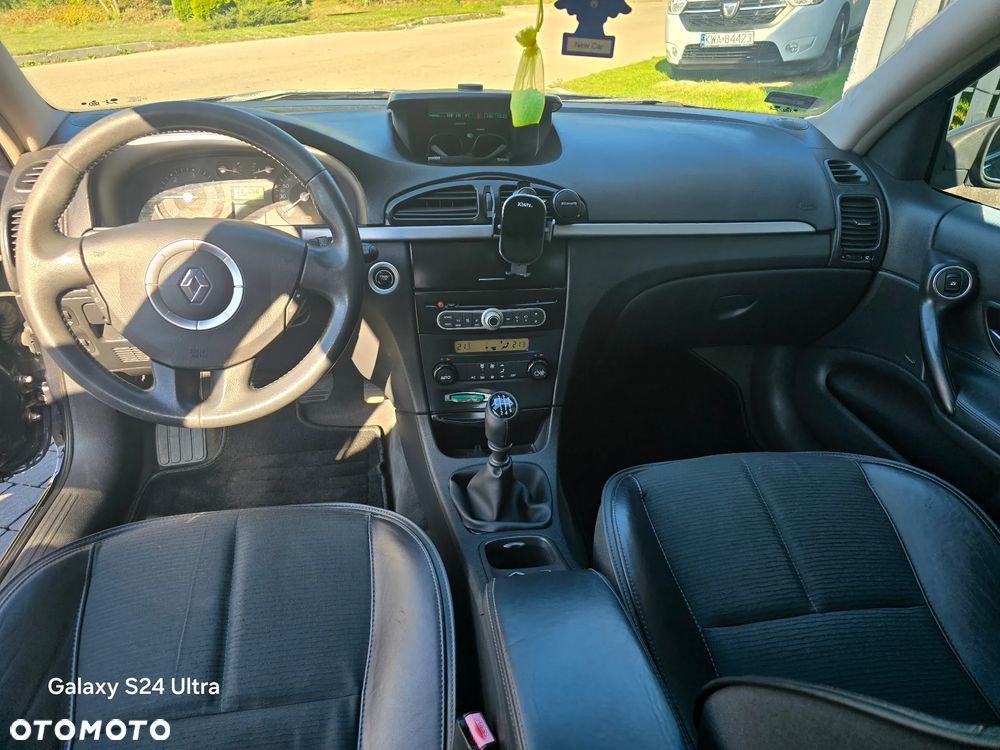 Renault Laguna - 16
