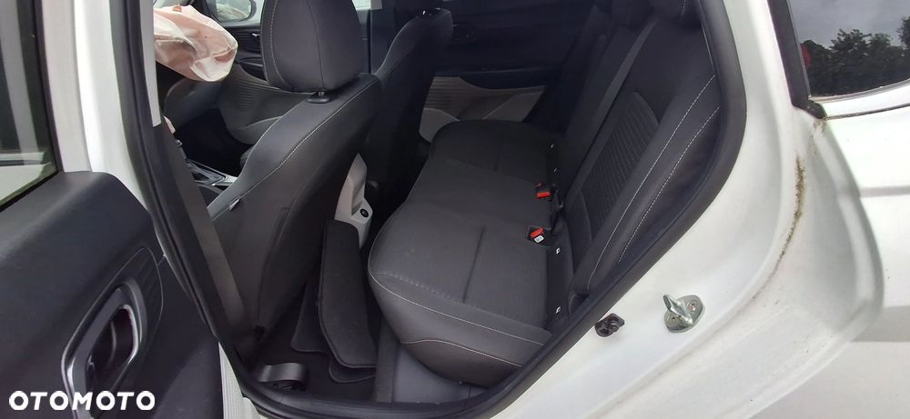 Hyundai i20 1.0 T-GDI 48V-Hybrid DCT Trend - 13
