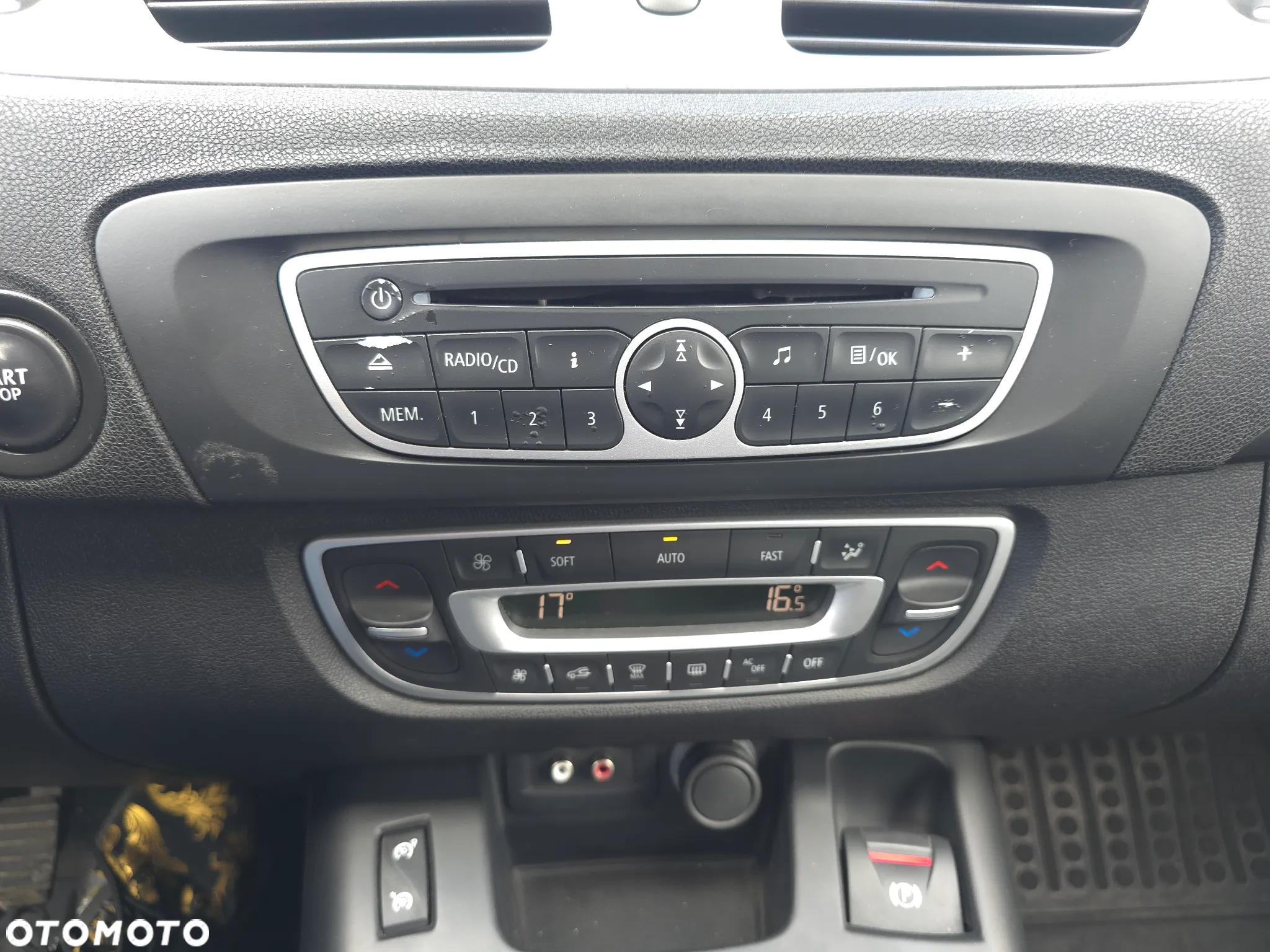 Renault Grand Scenic Gr 1.4 16V TCE Tech Run - 22